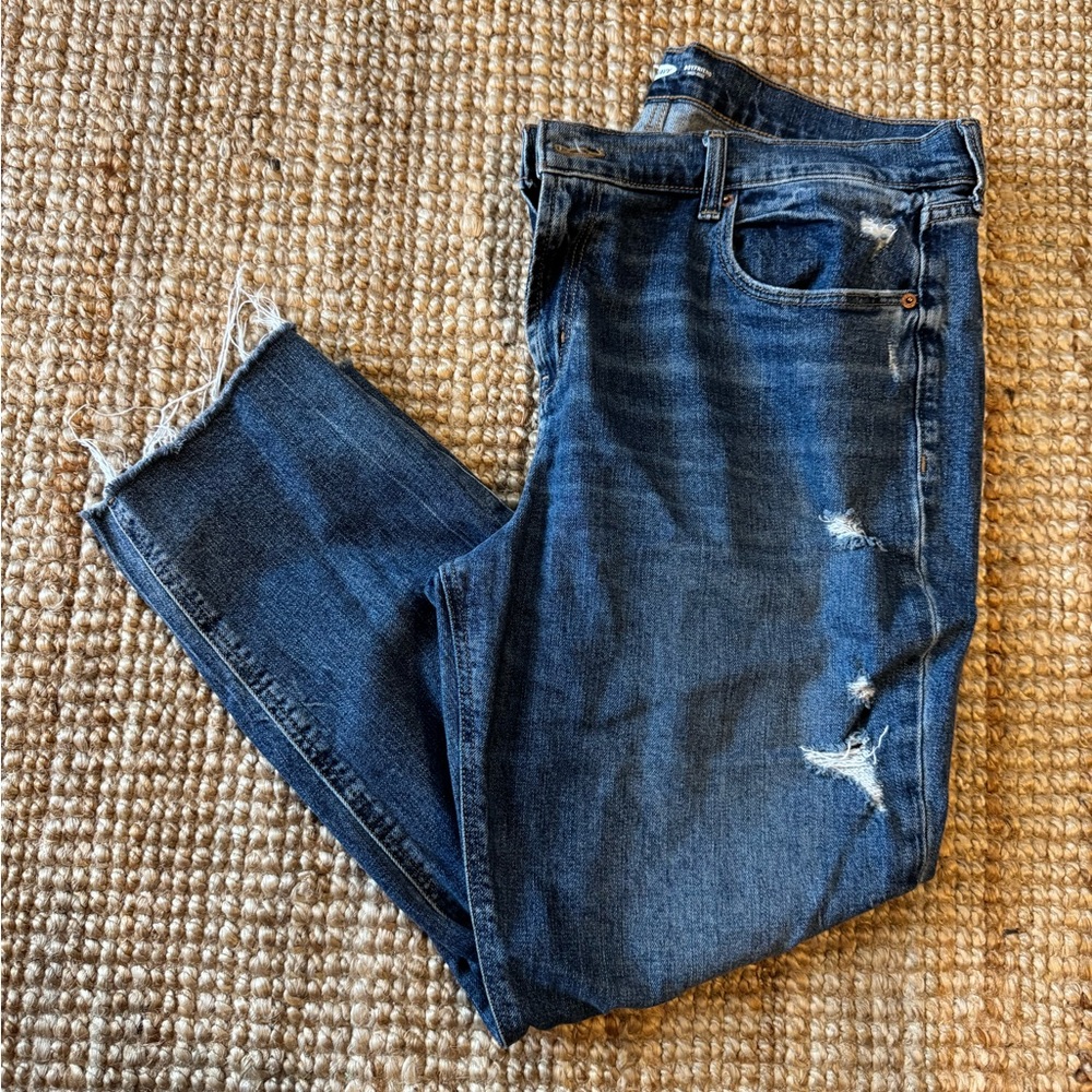 Old Navy Women's Boyfriend Jeans - Distressed Blue